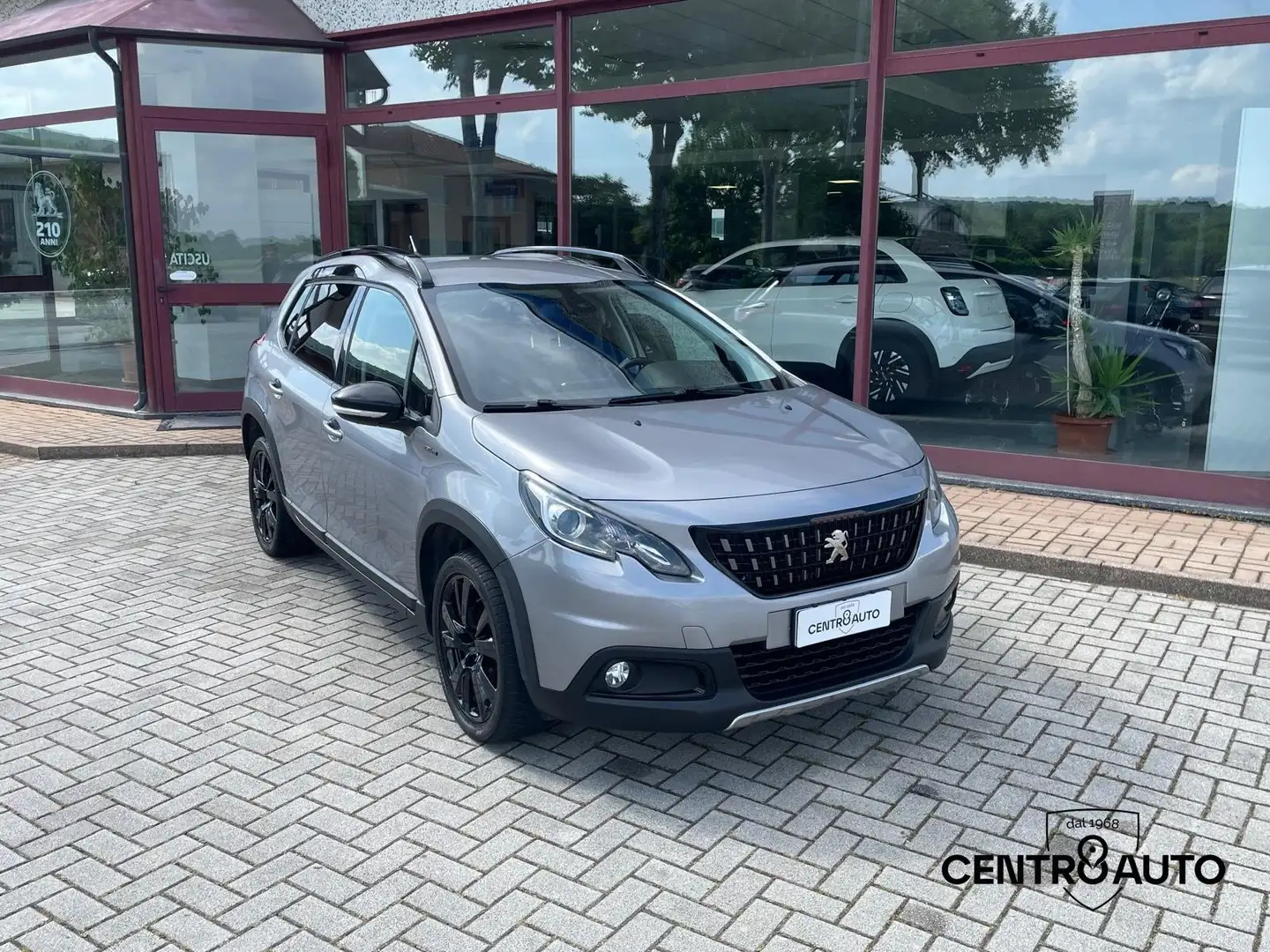Peugeot 2008 1.5 bluehdi 100 cv Gt Line Gris - 2