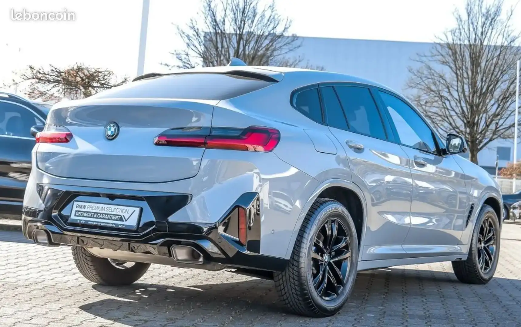 BMW X4 M Sport xDrive20i • HUD Toit pano Malus inclus Gar Šedá - 2