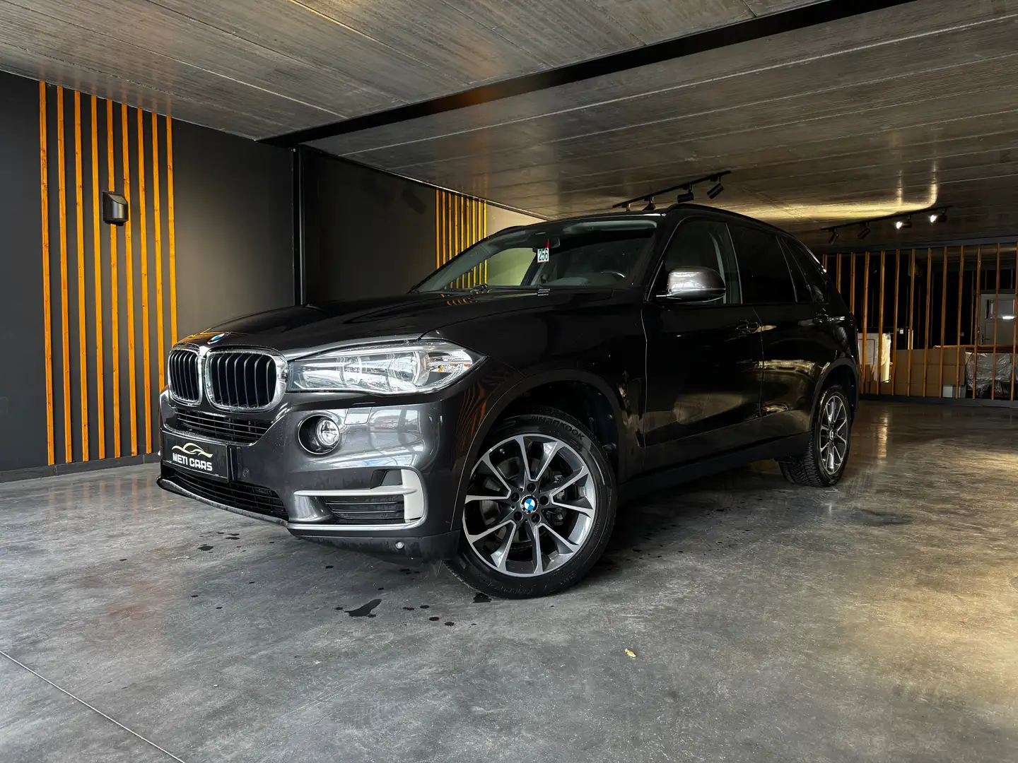 BMW X5 3.0 dAS xDrive30 | Camera | Leer | Xenon | Gris - 2