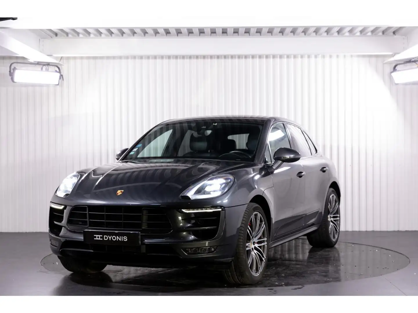 Porsche Macan GTS 3.0L V6 360 PDK Grey - 1