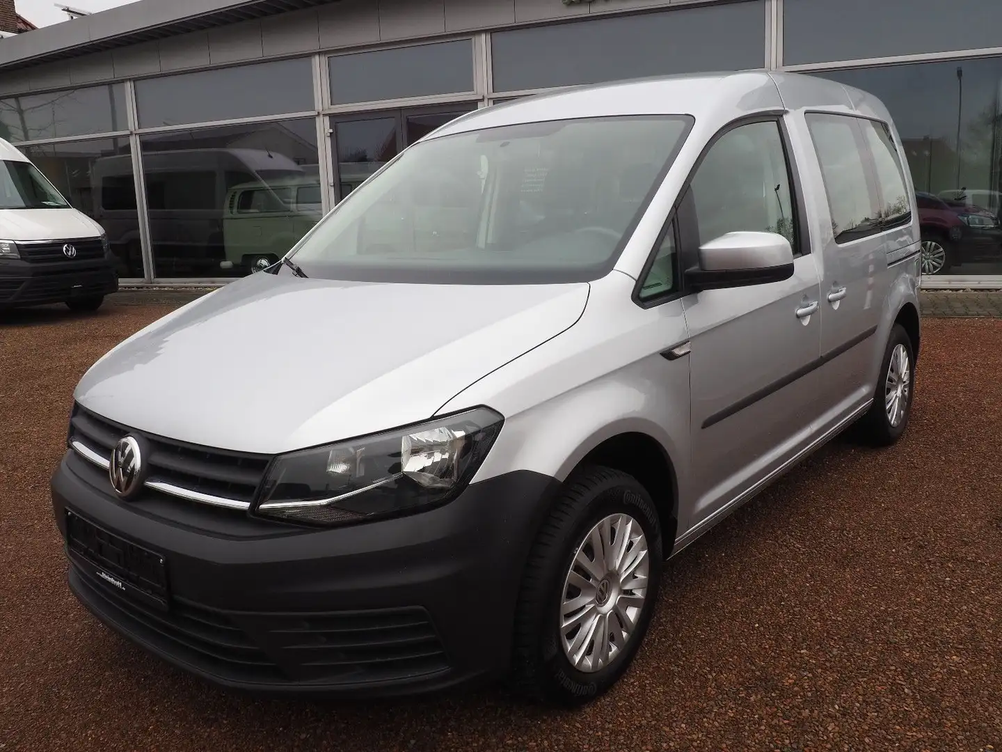 Volkswagen Caddy Klima Navi Behindertengerecht Rampe Plateado - 2