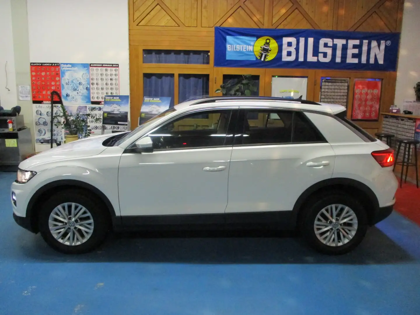 Volkswagen T-Roc 1.0 TSI    Top Zustand Weiß - 2