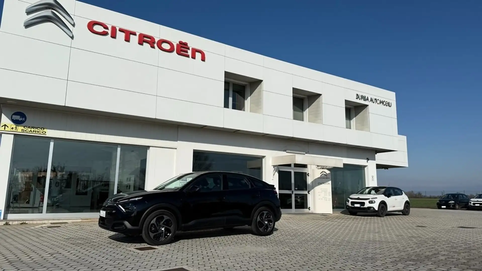 Citroen C4 PureTech 130 S&S Plus Schwarz - 1