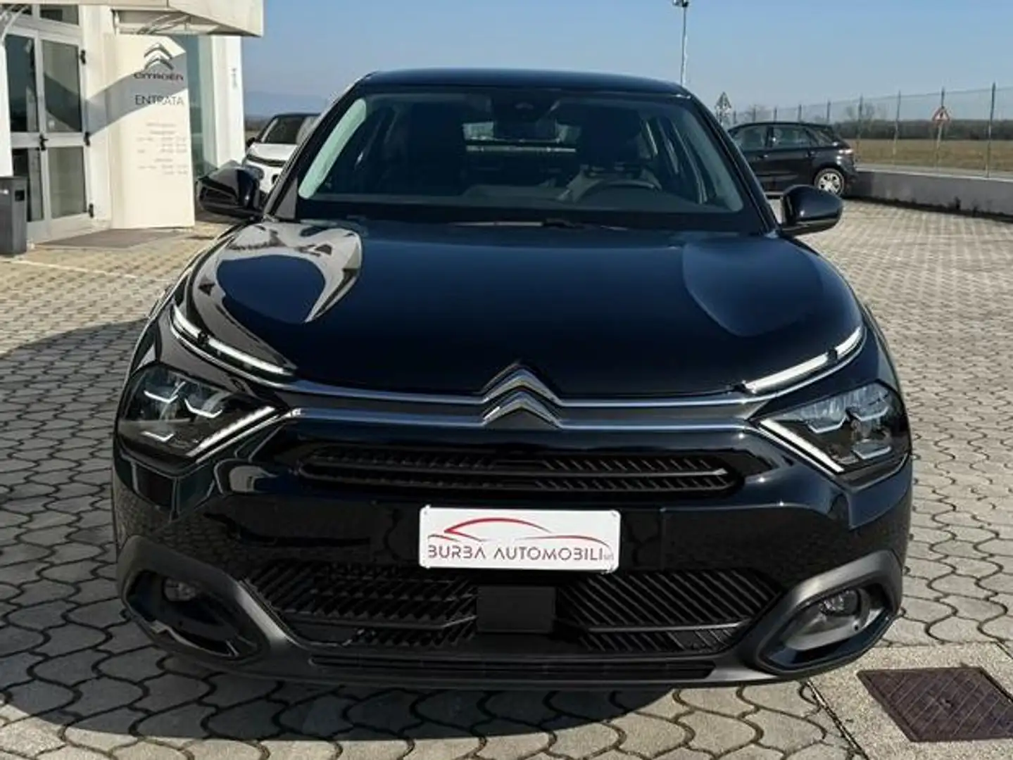 Citroen C4 PureTech 130 S&S Plus Schwarz - 2