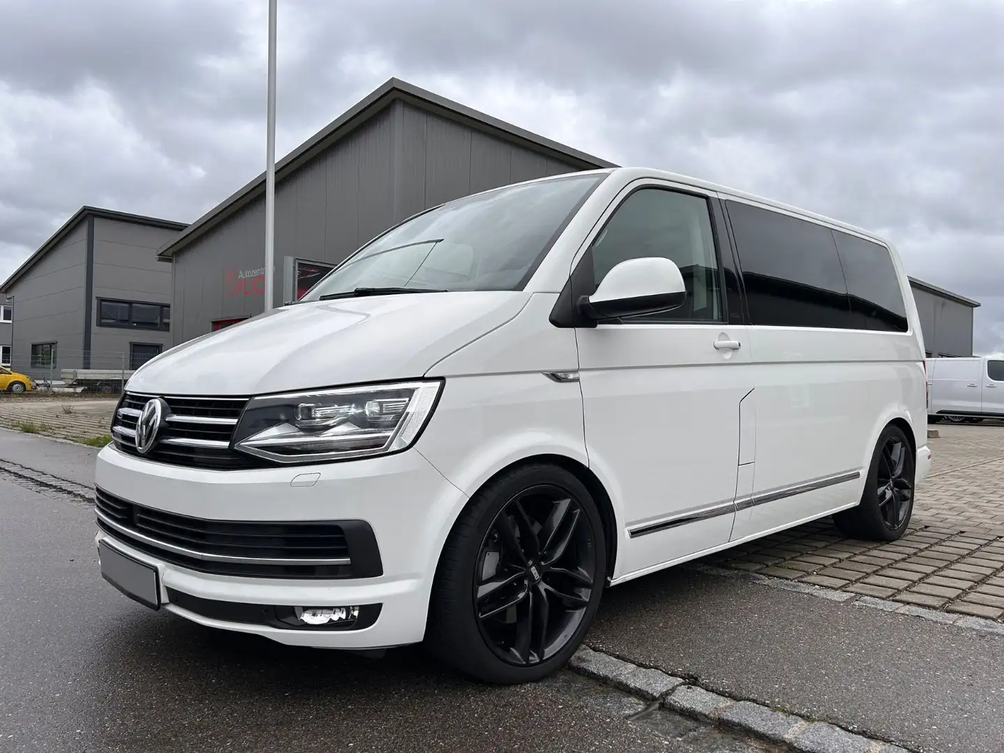 Volkswagen T6 Multivan 4M Generation SIX Gewinde 20"BBS 19% Weiß - 1