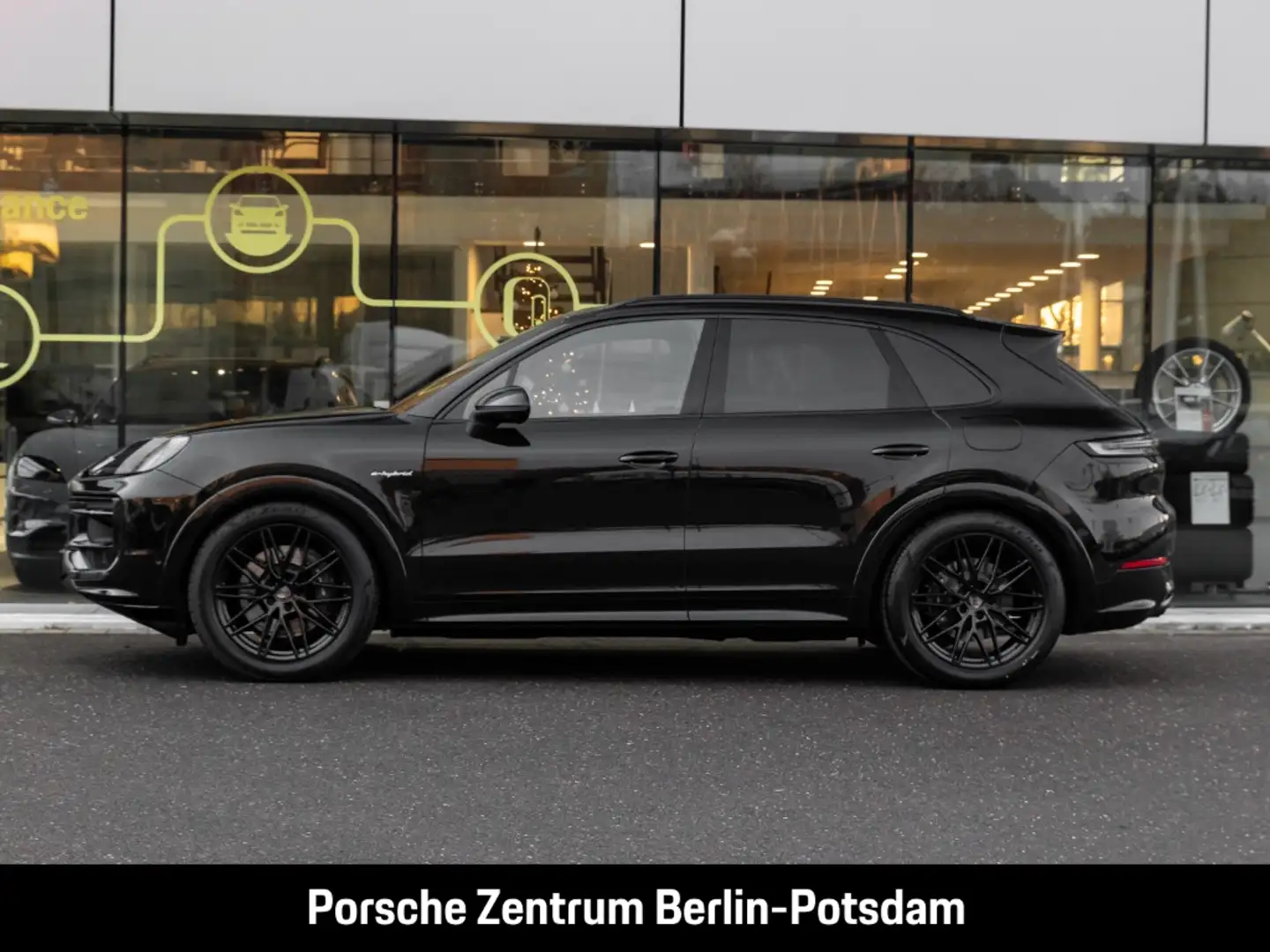 Porsche Cayenne E-Hybrid HA-Lenkung Head-Up Soft-Close Schwarz - 2