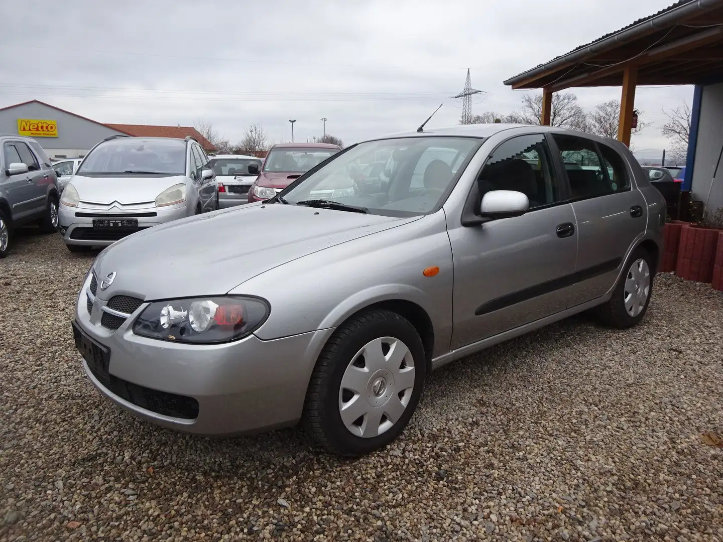 Nissan Almera 1.5 acenta Grau - 1