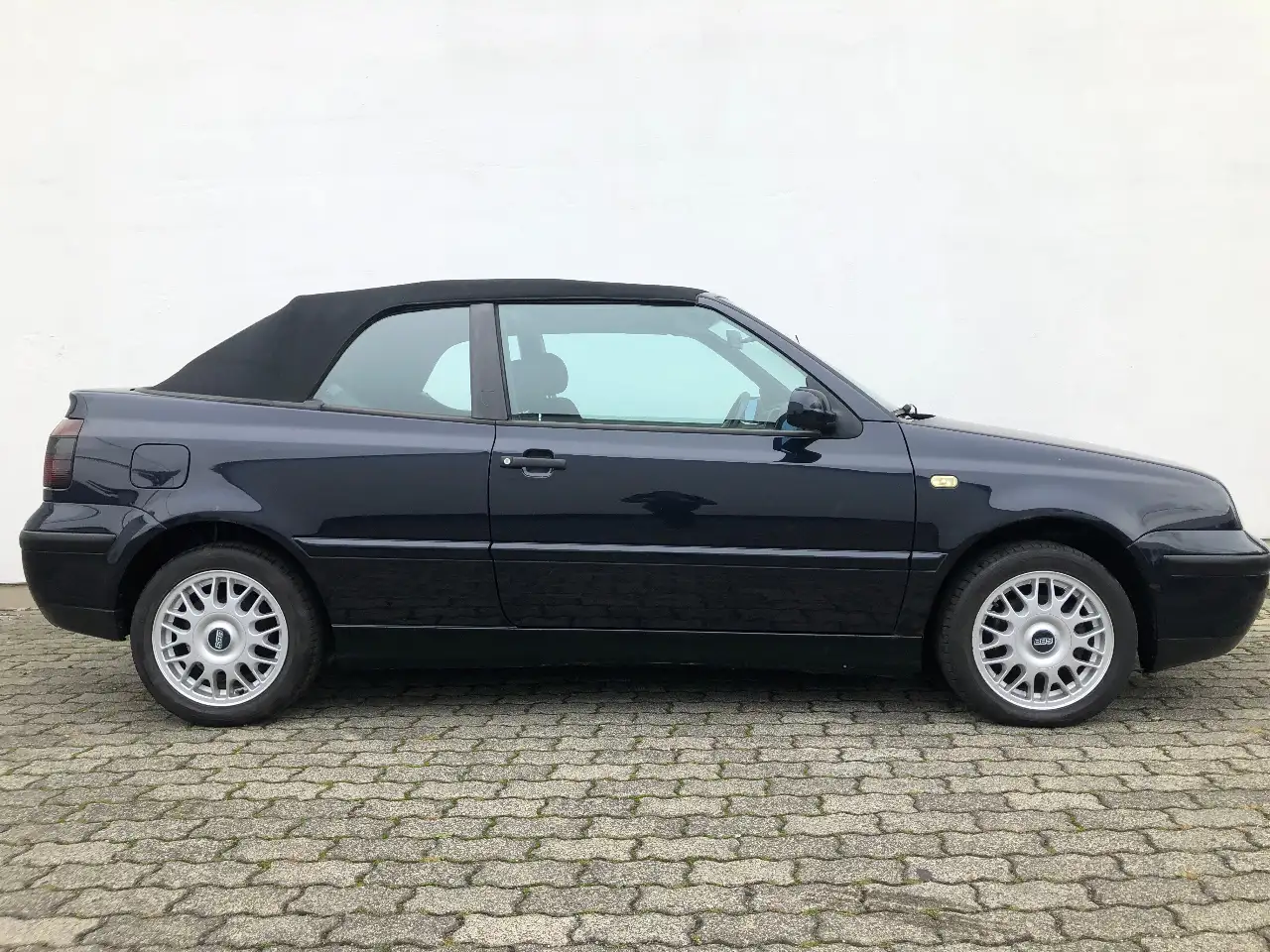 Volkswagen Golf Cabriolet Cabrio 1.8 Classicline Radio CD+USB/LM/TÜV NEU, foto 3
