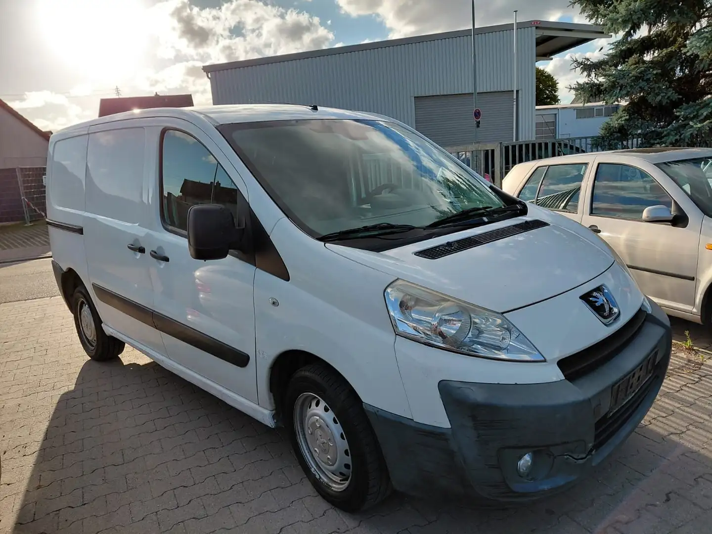 Peugeot Expert 2.0 HDI Weiß - 2
