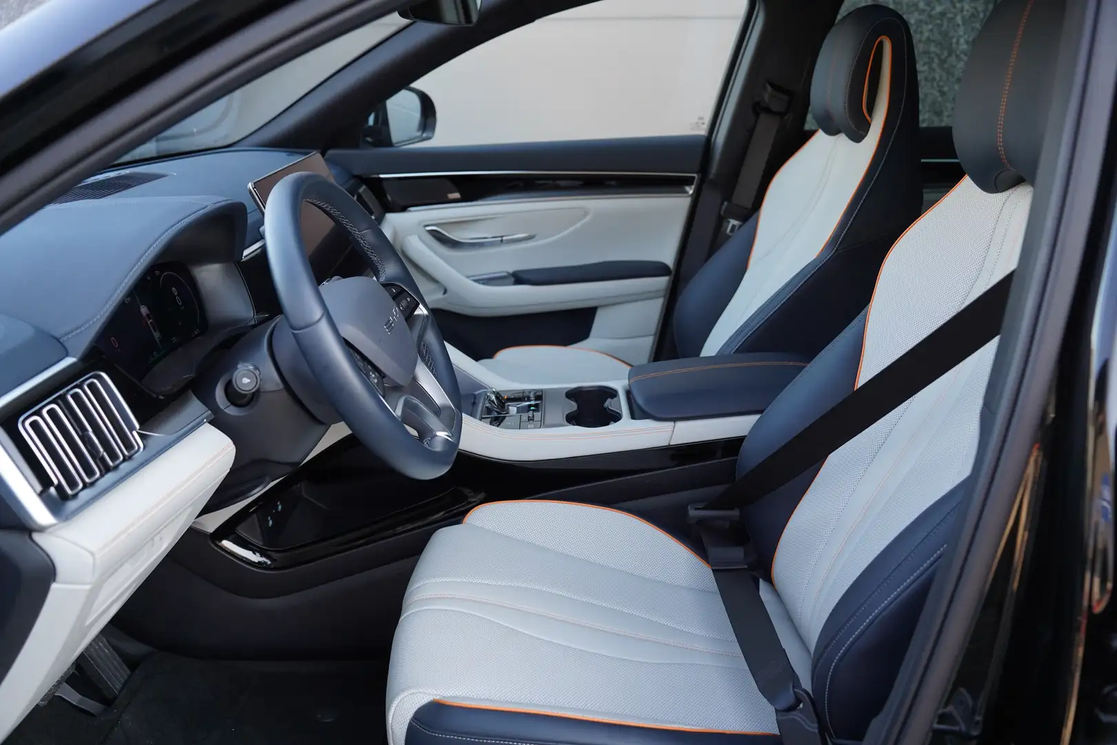 BYD Seal U U 87 kWh Design Schwarz - 2