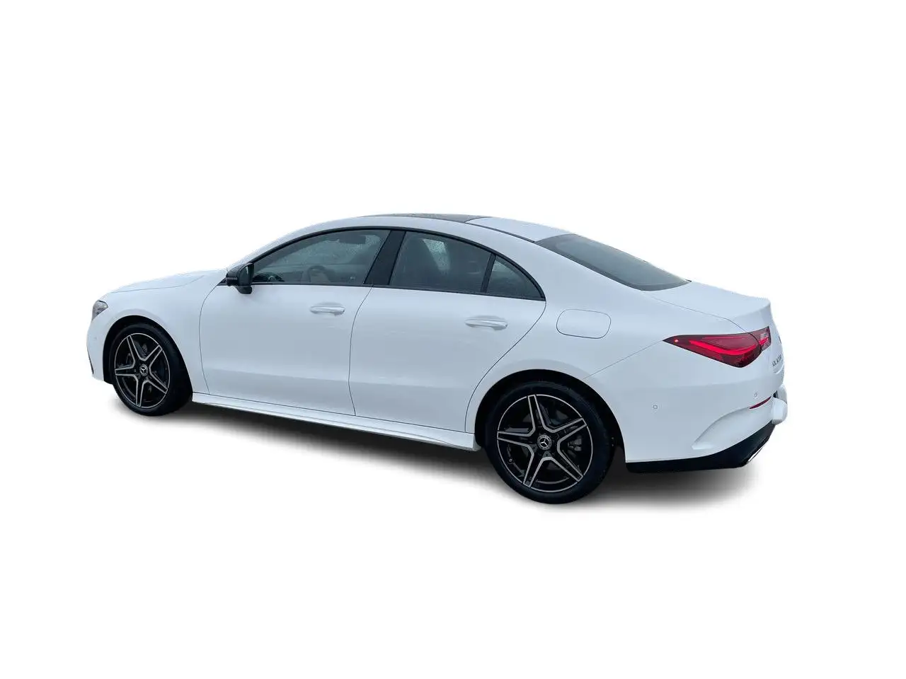 Mercedes-Benz CLA снимка Mercedes-Benz CLA
