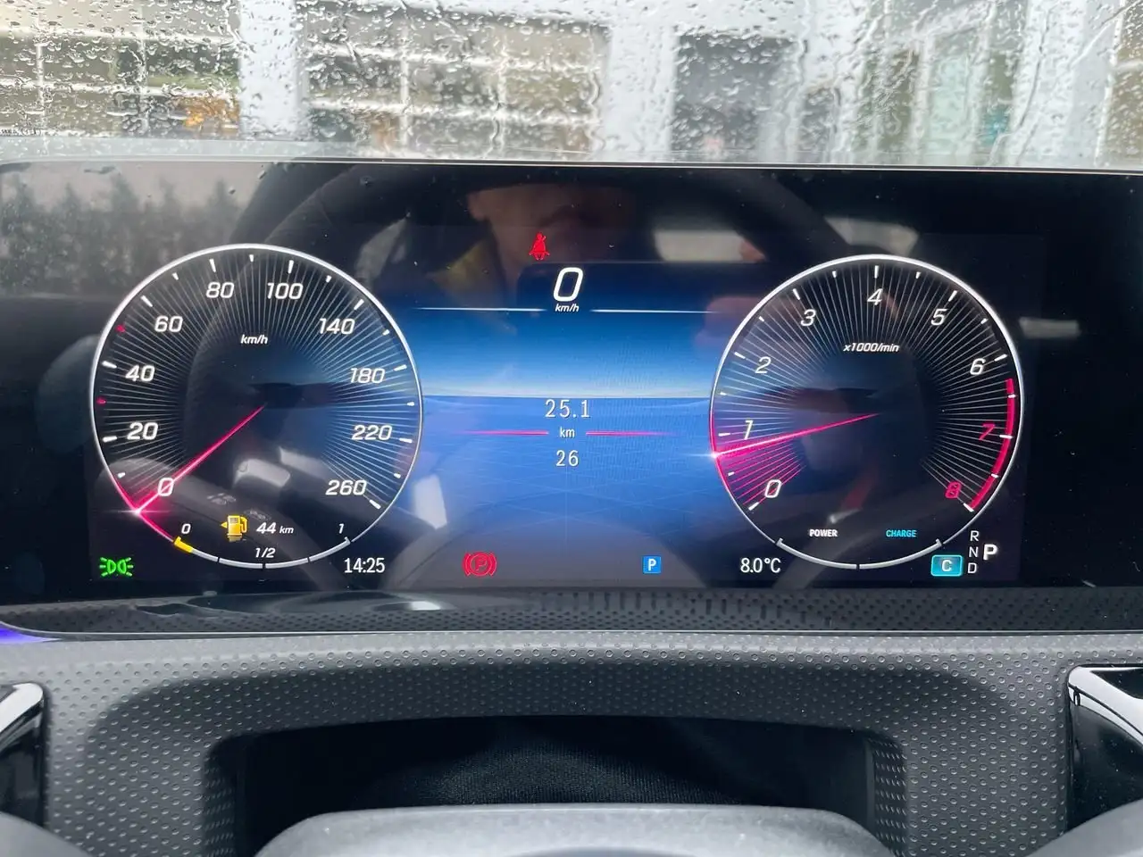 Mercedes-Benz CLA снимка Mercedes-Benz CLA