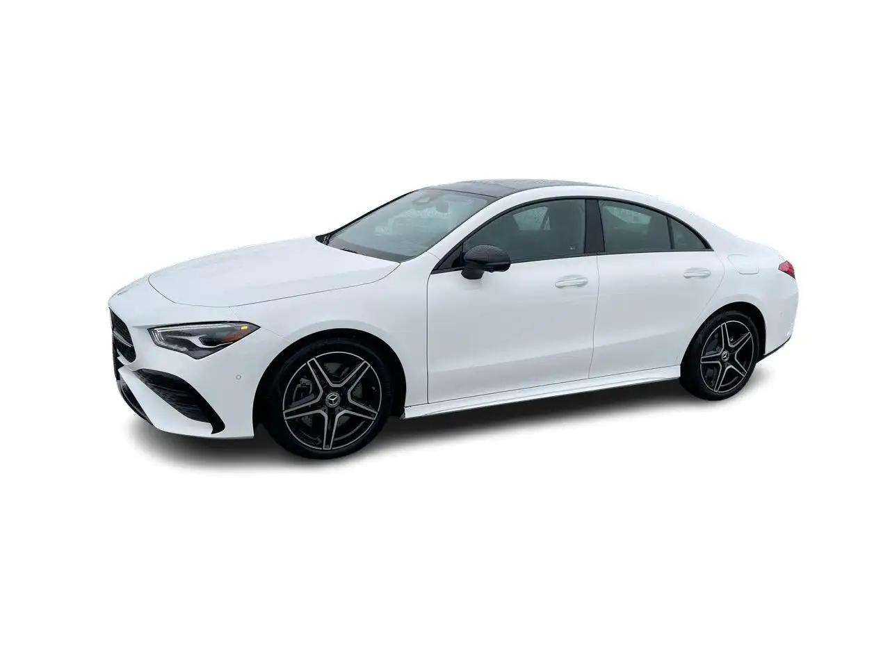 Mercedes-Benz CLA снимка Mercedes-Benz CLA