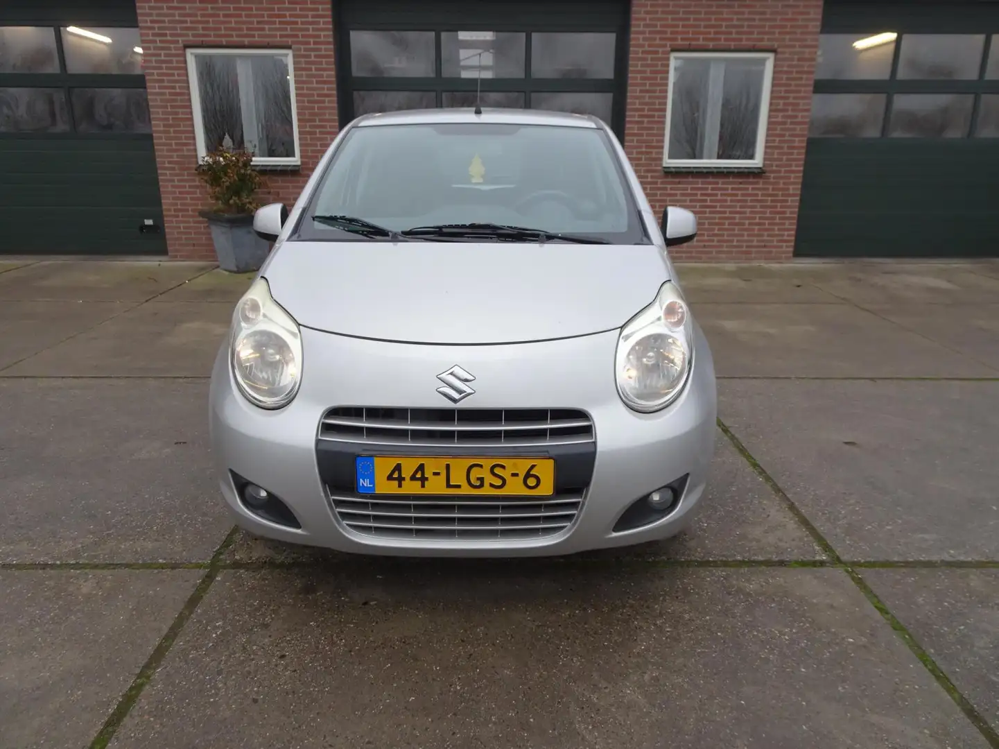 Suzuki Alto 1.0 Exclusive Grigio - 2