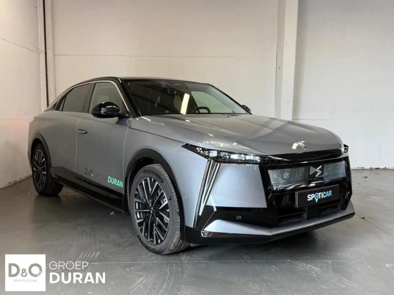 DS Automobiles N°8 2026