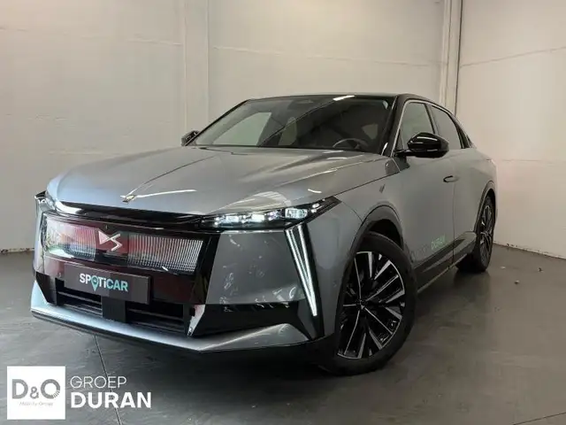 DS Automobiles N°8 Etoile AWD Long range