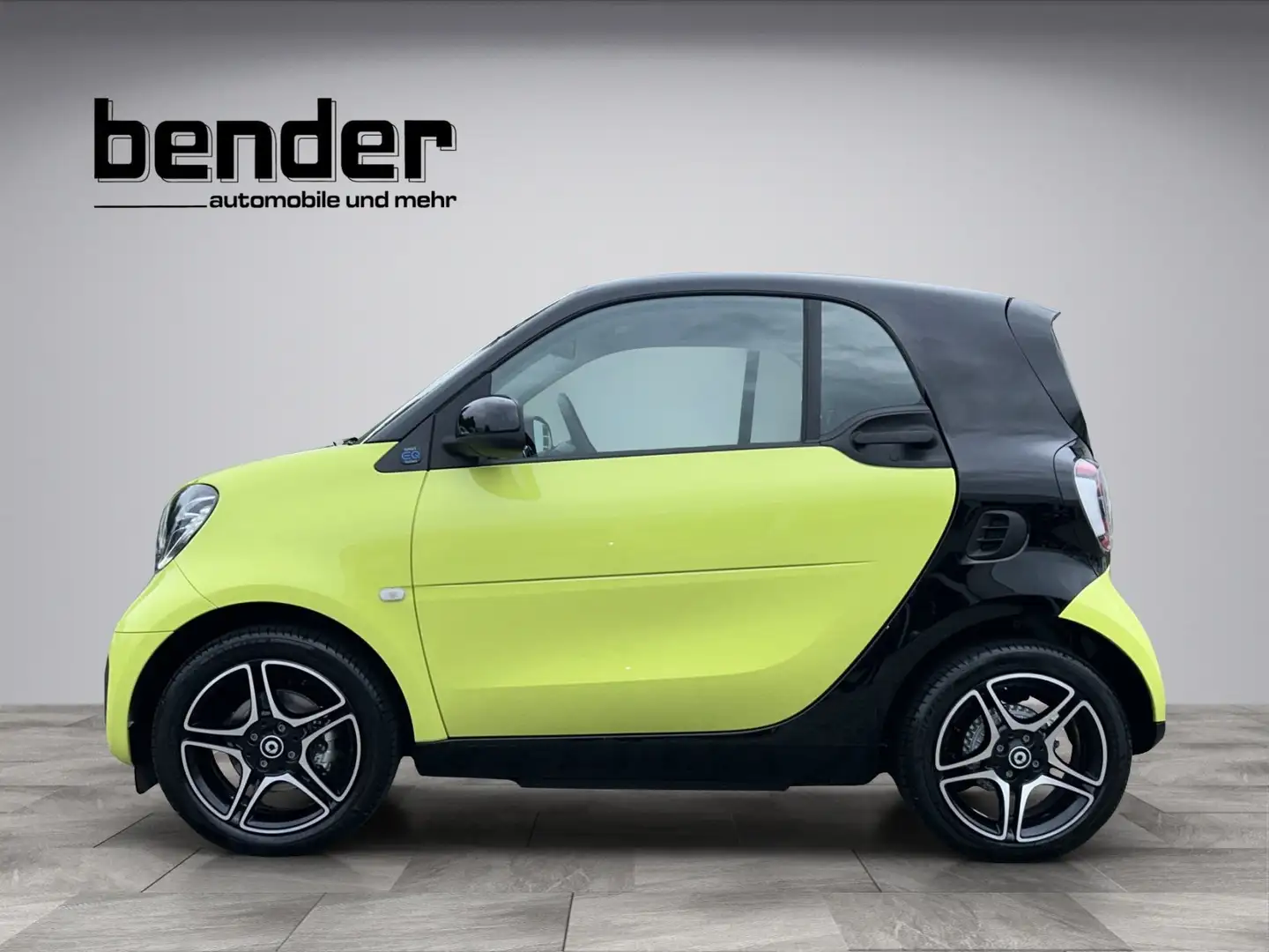 smart forTwo 22 KW-LADER*LED*KAMERA*LMR 16"*PANORAMADACH* Vert - 2