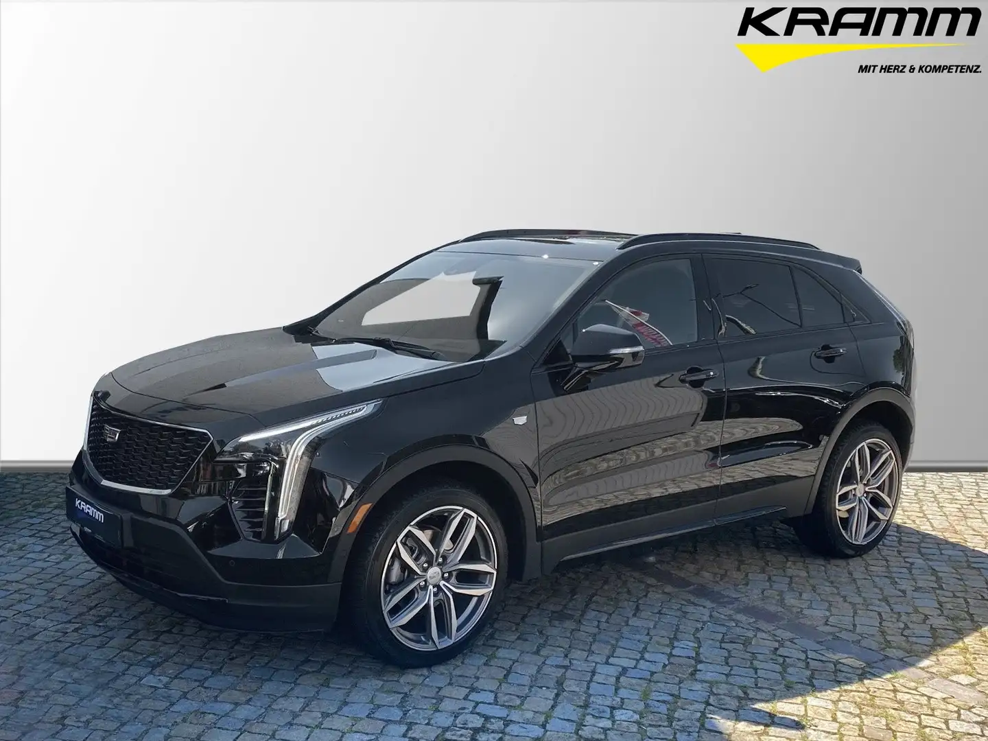 Cadillac XT4 2.0 T Sport AWD AHK+360 Kamera+Navi Schwarz - 1