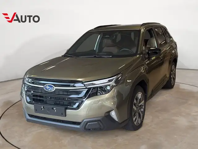 Subaru Forester 2.0 e-Boxer Premium auto