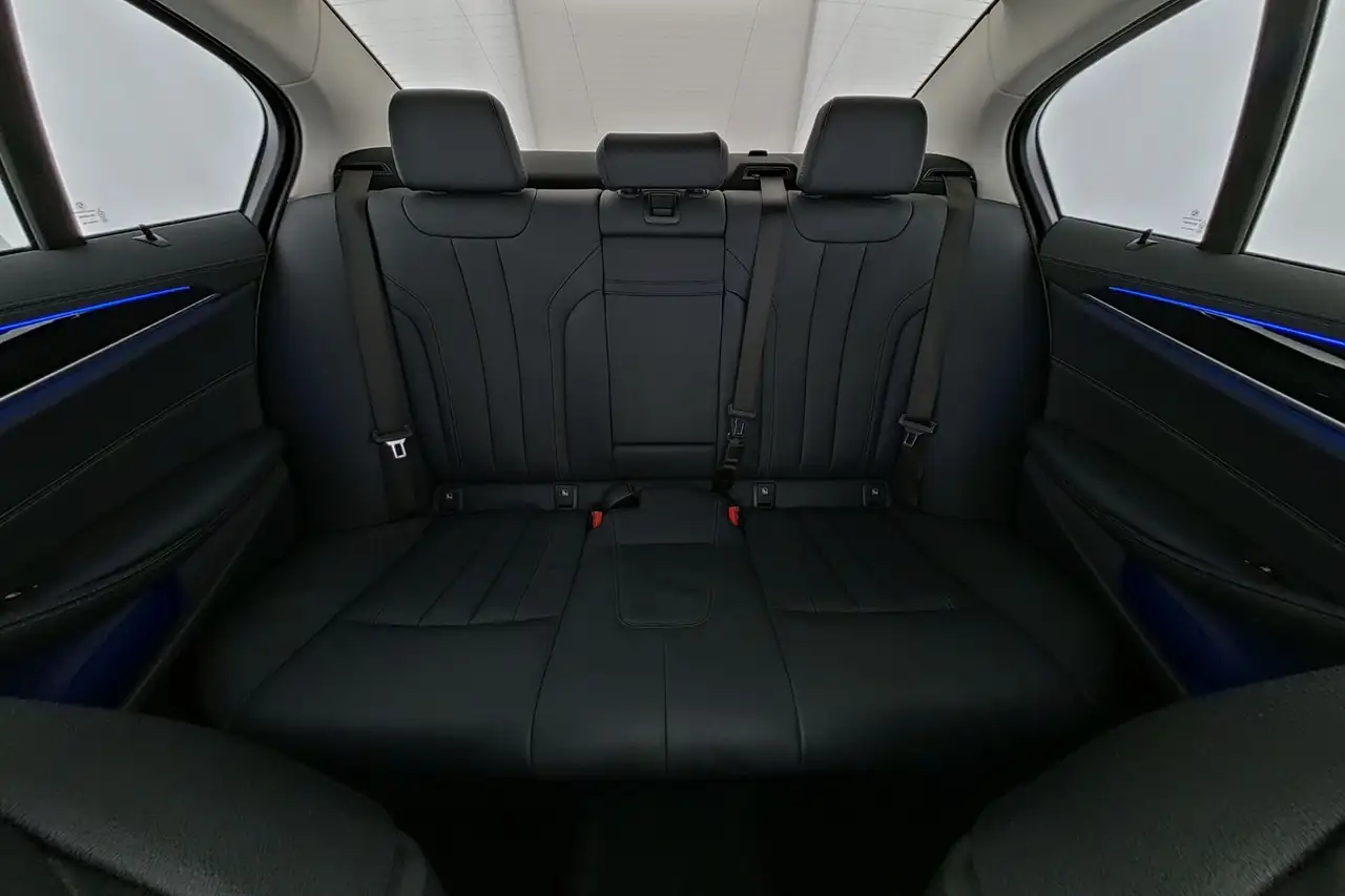 BMW 530 530d Luxury Line|Laser|GSD|HUD|ACC|Sitzklima|RFK 15