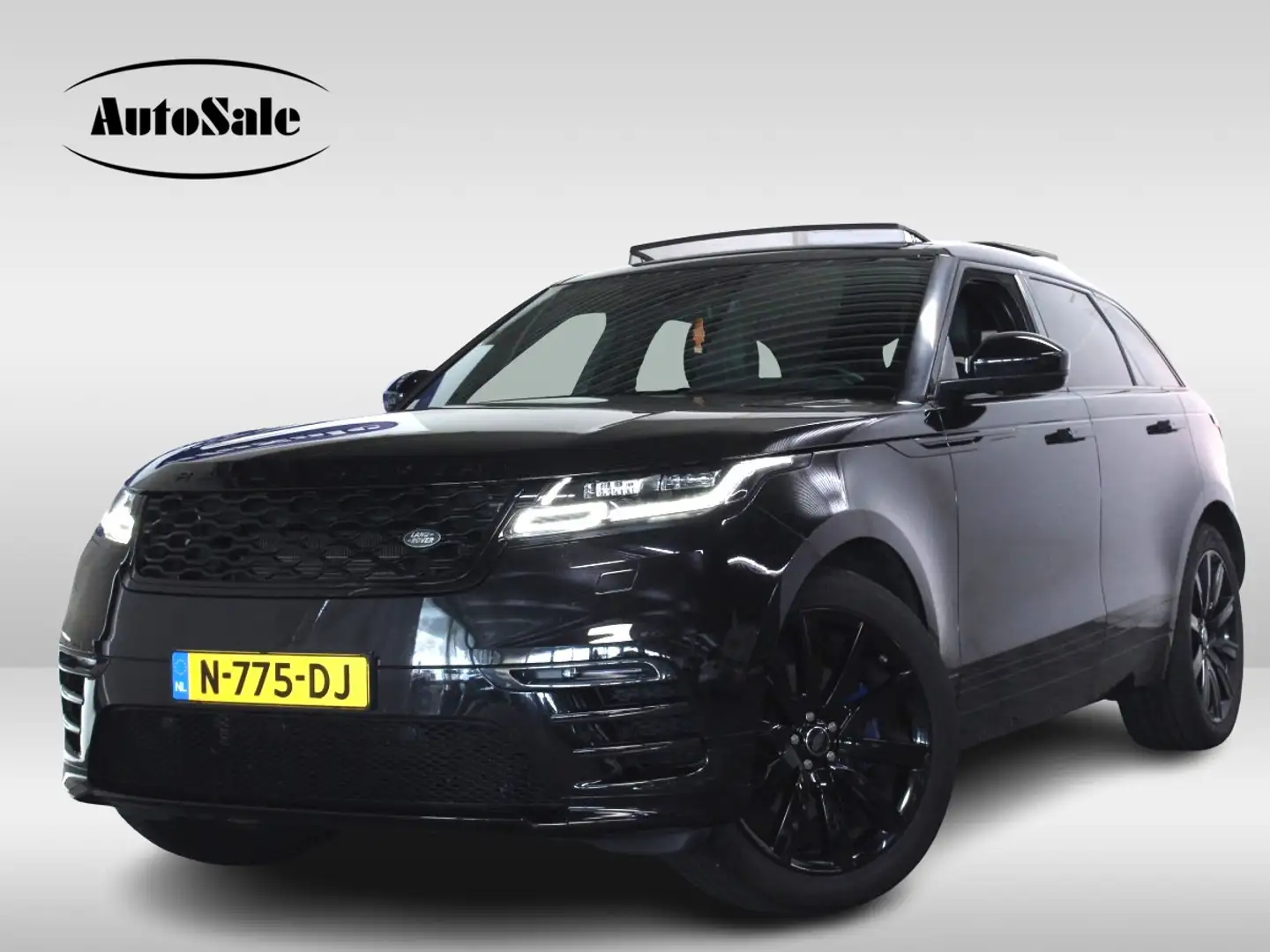 Land Rover Range Rover Velar 3.0 V6 AWD R-Dynamic avm HSE PANO CARPLAY MERIDIAN Zwart - 1
