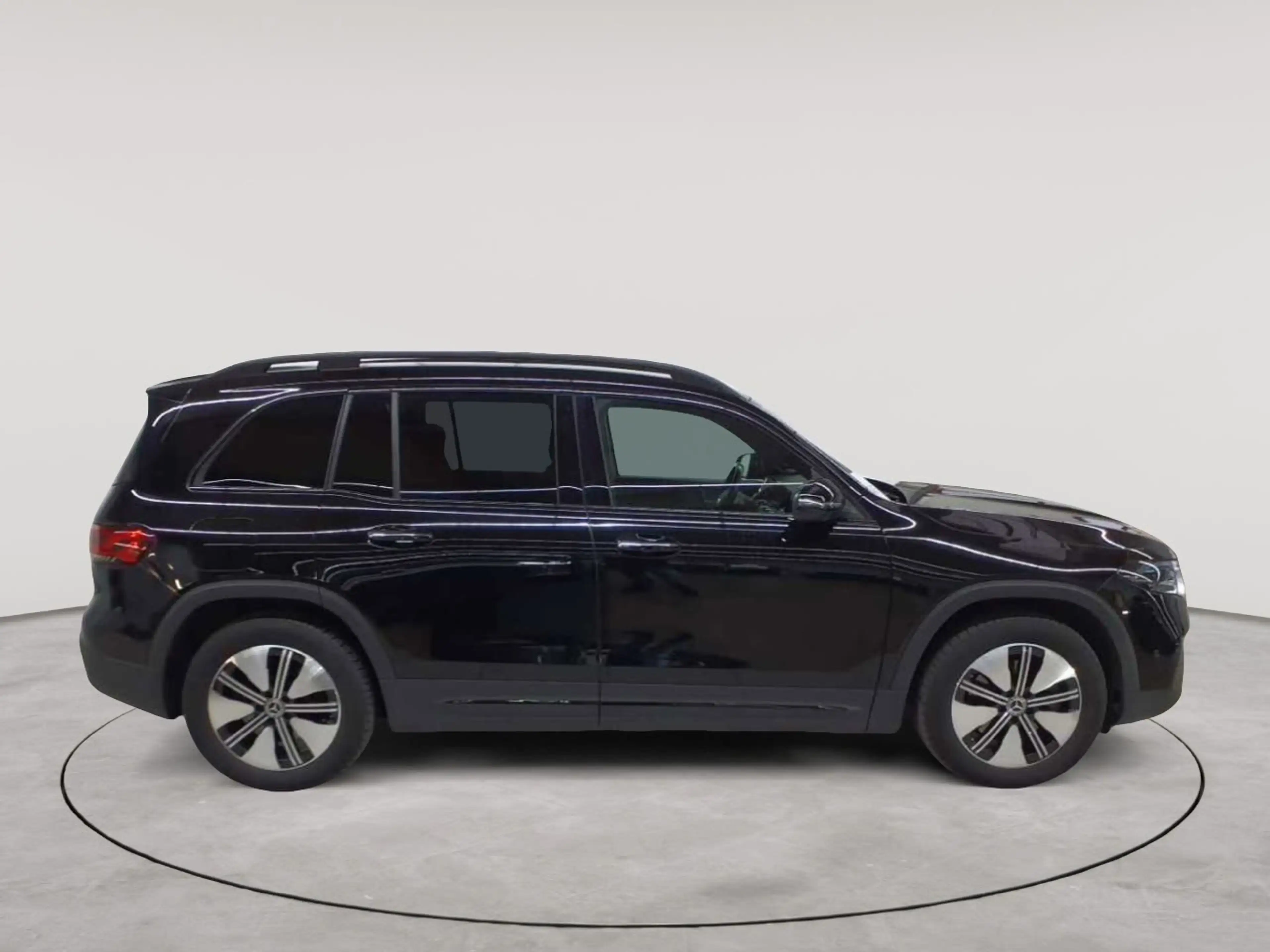 Mercedes-Benz EQB 250 EQB 250 Electric Art Adv.+ AssiP PANO EnergP — photo 3