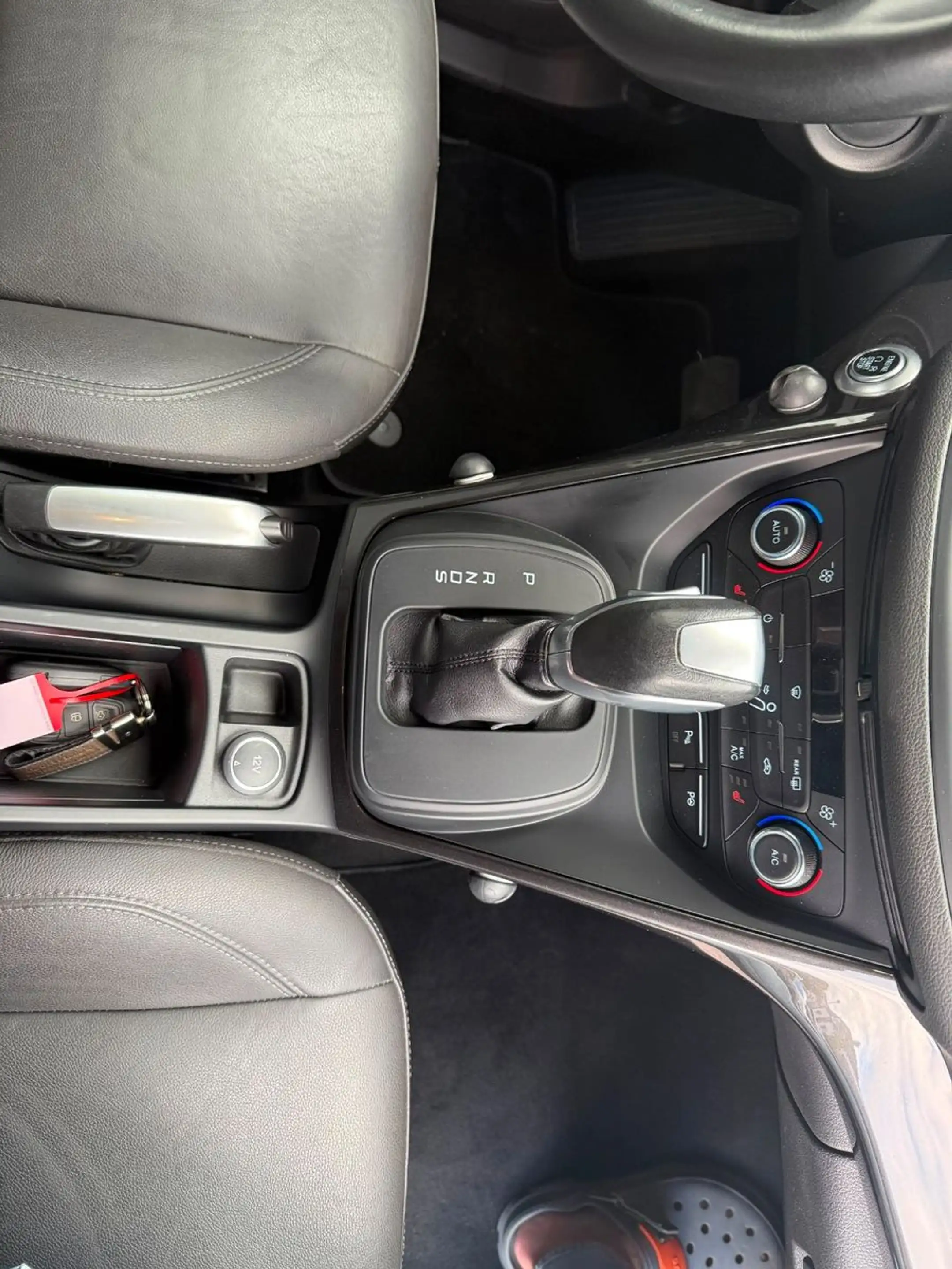Ford Grand C-Max Grand C-MAX Navi*Kamera*Leder*BiXenon — photo 14