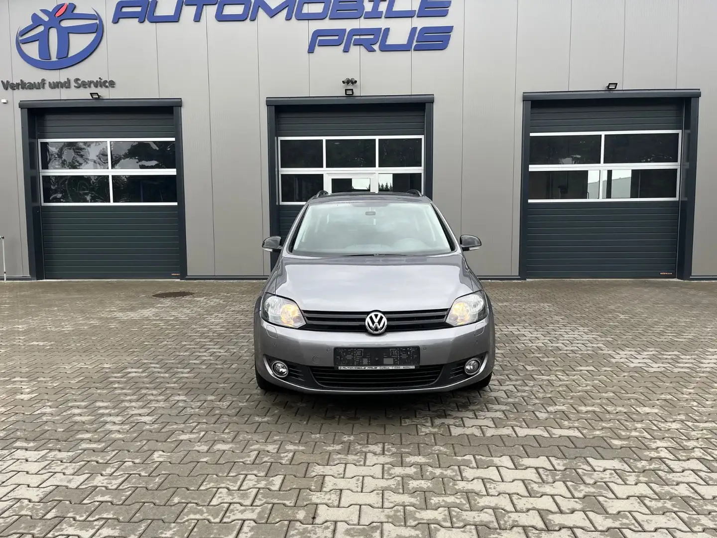 Volkswagen Golf Plus VI Match Grau - 1
