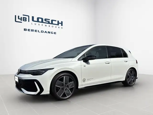 Volkswagen Golf view 4
