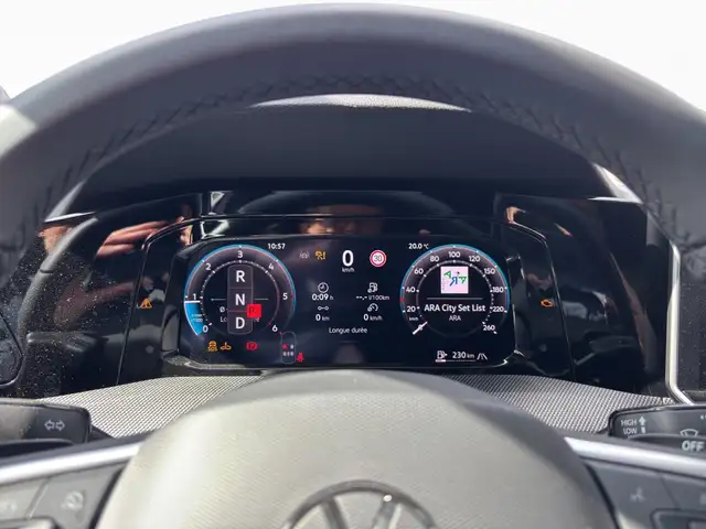 Volkswagen Golf view 11