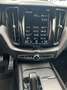 Volvo XC60 T6 AWD Recharge PHEV R-Design Geartronic Schwarz - thumbnail 16