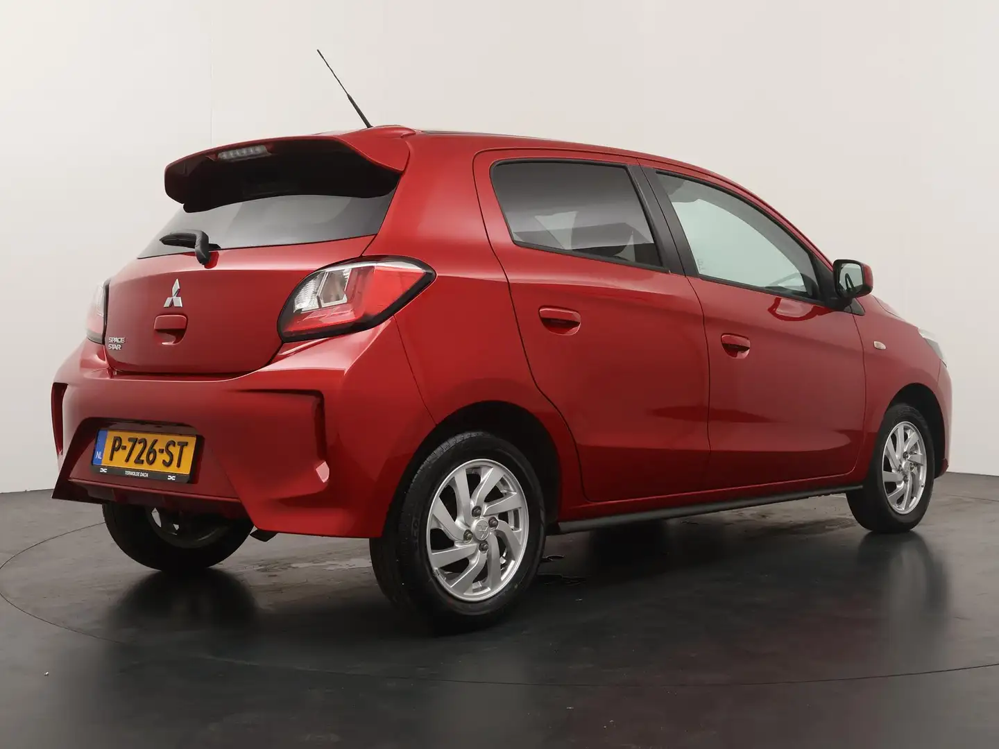 Mitsubishi Space Star 1.2 Intense | Majestic Red Metallic | Cruise Contr Rood - 2