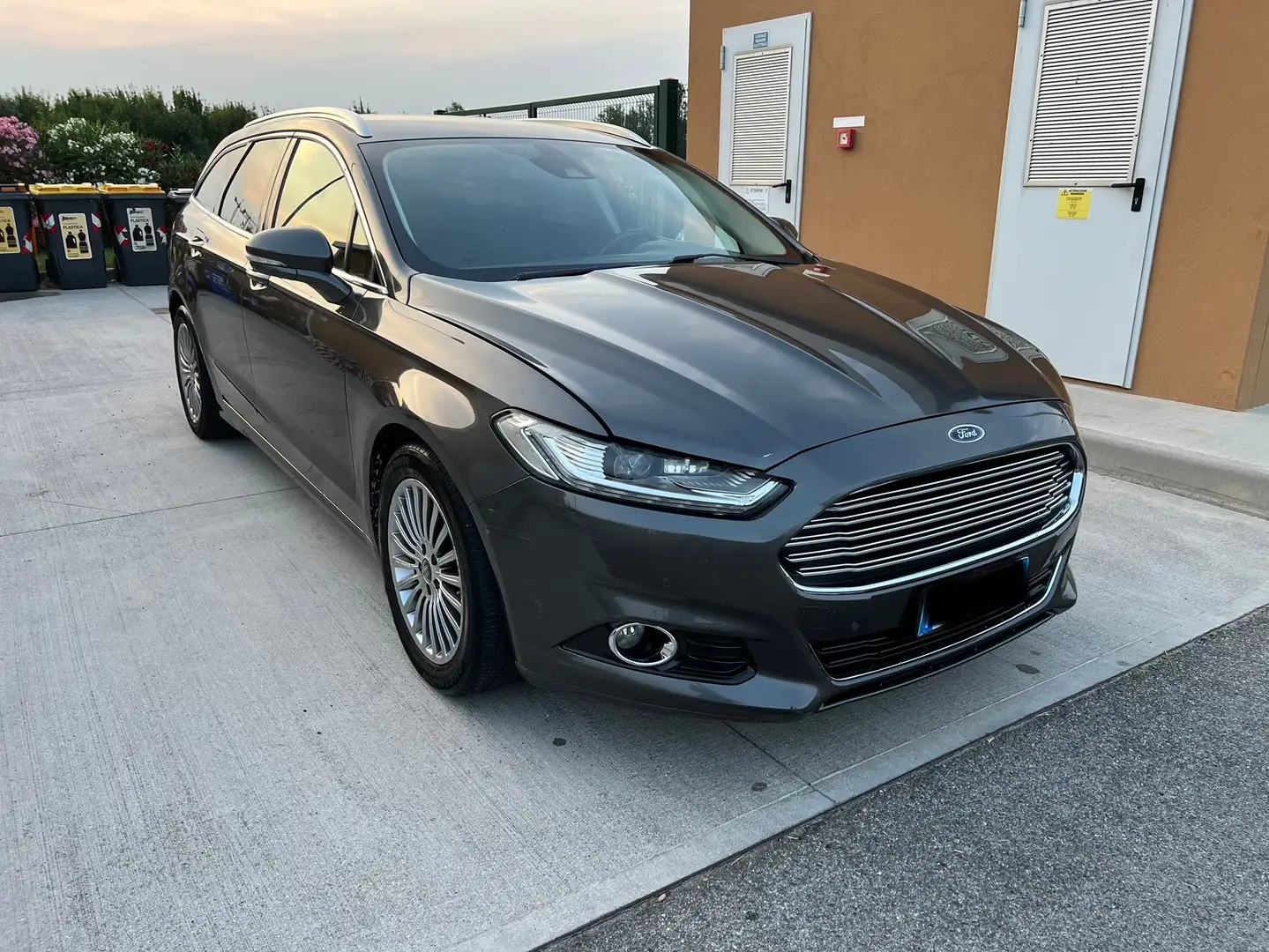 Ford Mondeo SW 2.0 150cv tdci Titanium - 2
