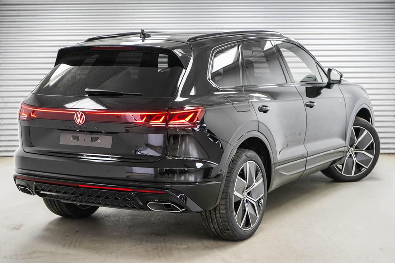Volkswagen Touareg 3,0 V6 TDI 4Motion R-Line - LAGER 210 kW (286 P... — photo 3