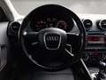 Audi A3 SB Attraction 1,6 TDI DPF S-tronic/Tempo./Lückenl Gris - thumbnail 18