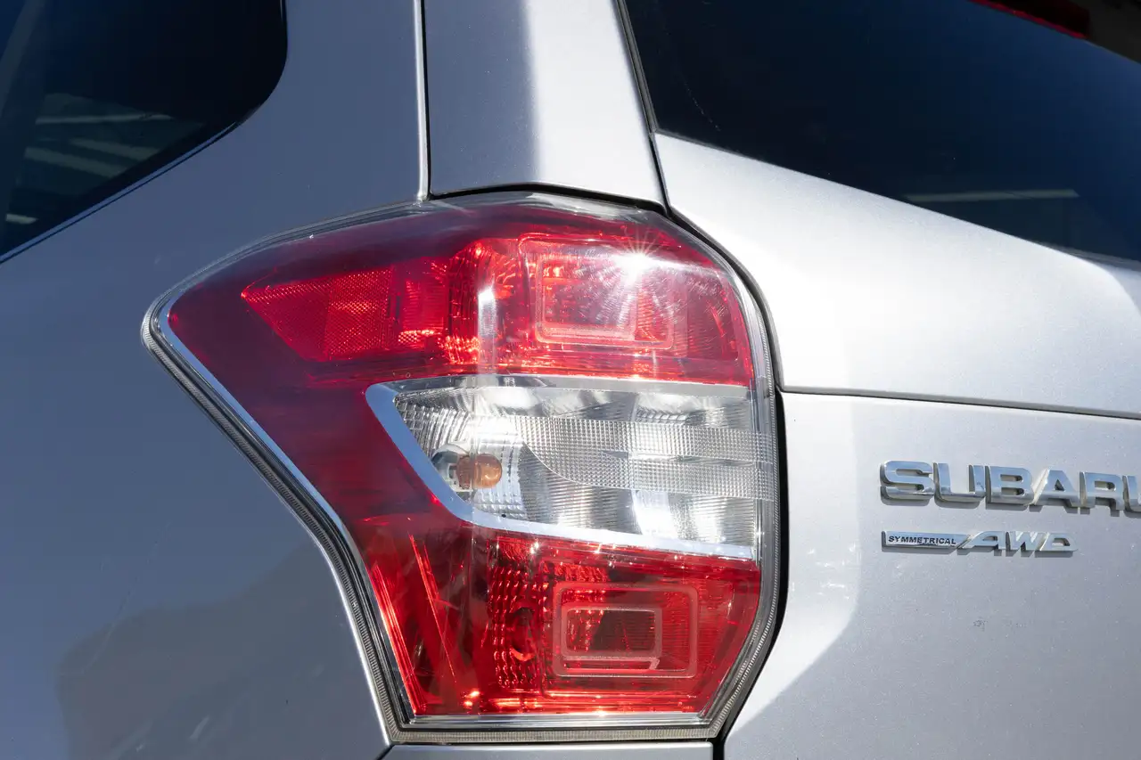 Subaru Forester снимка Subaru Forester