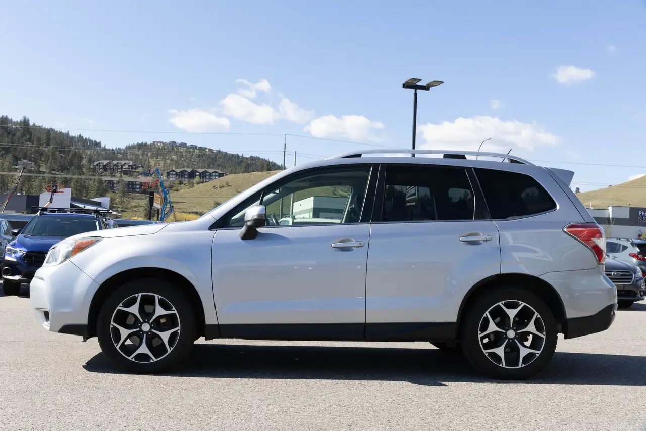 Subaru Forester снимка Subaru Forester