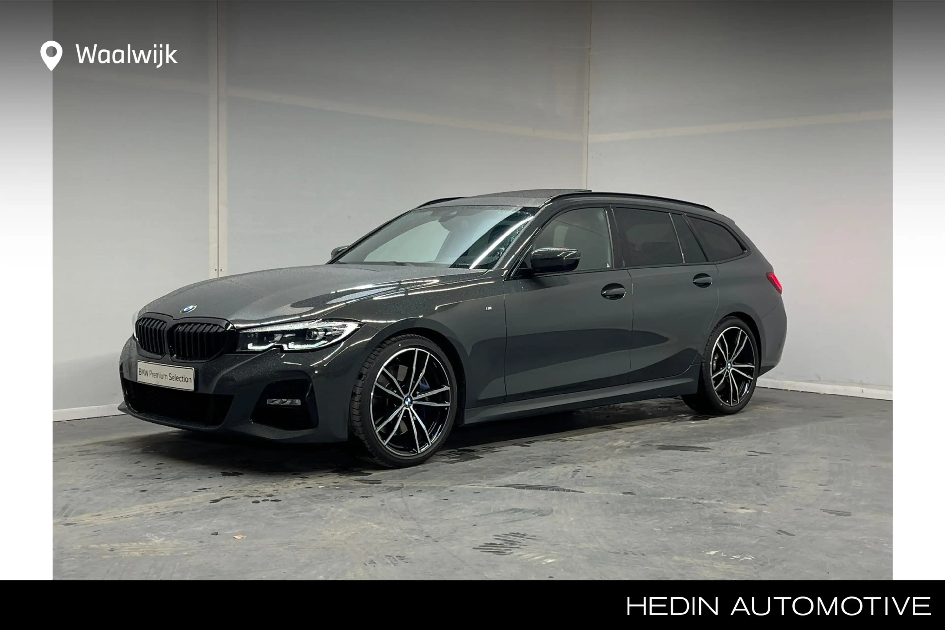BMW 330 3-serie Touring 330i Introduction High Executive E