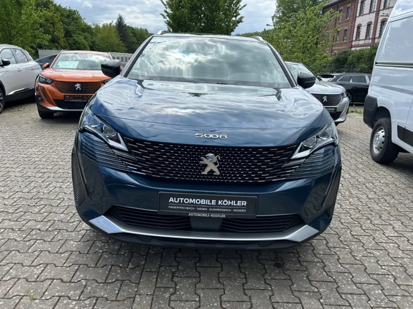 Peugeot 5008 1.2 GT AHK-abnehmbar Navi Leder Digitales Cockpit Blau - 2