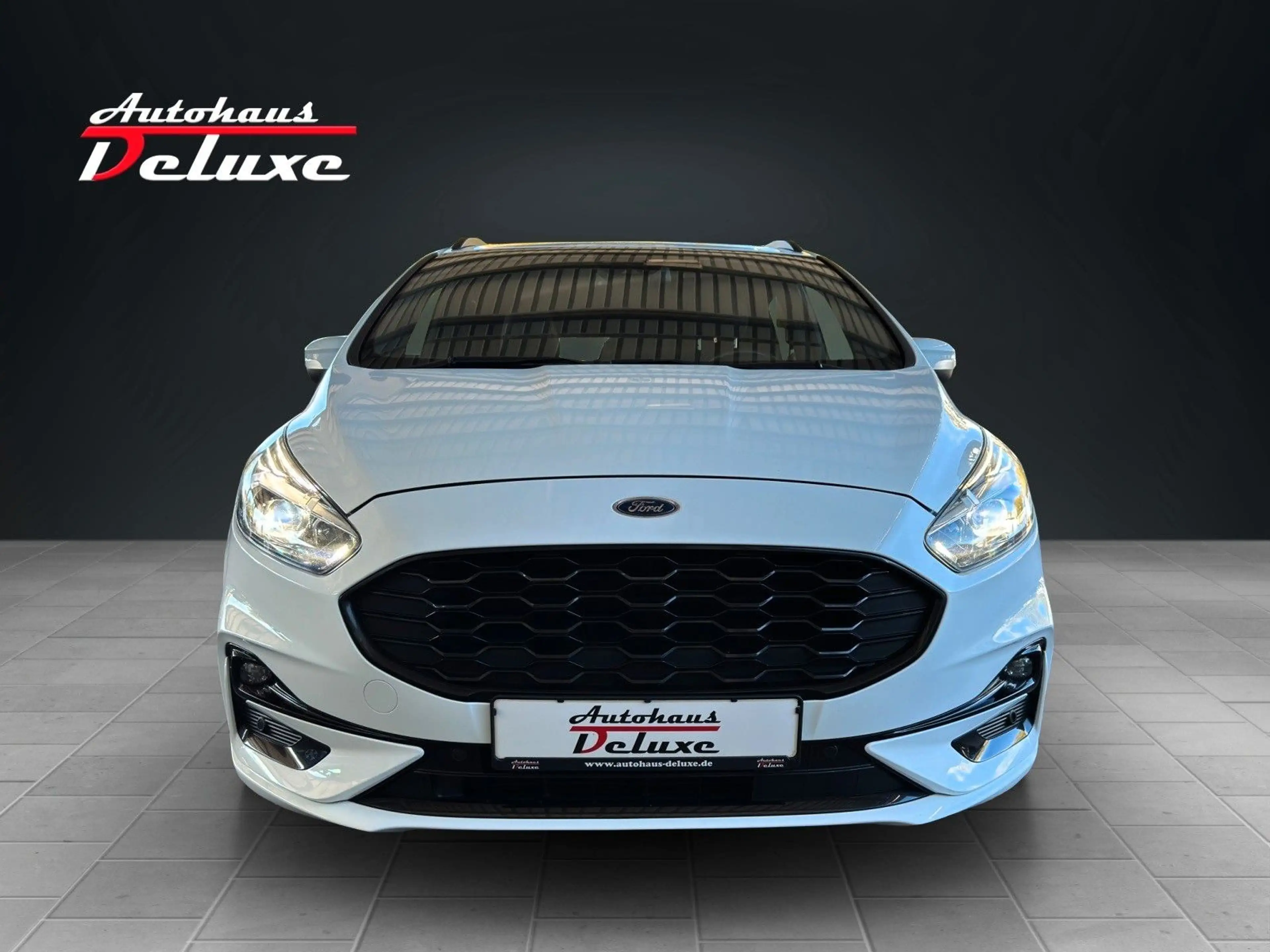 Ford S-Max 2,0 TDCI ST-LINE NAVI-KAMERA-7-SITZER-AHK — photo 2