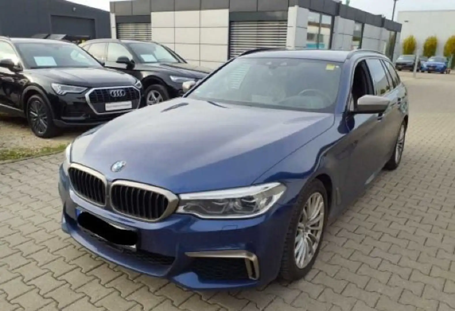 BMW M550 d xDrive Navi*LED*Head-UP*Kamera*Luftf.*H&K Blau - 2