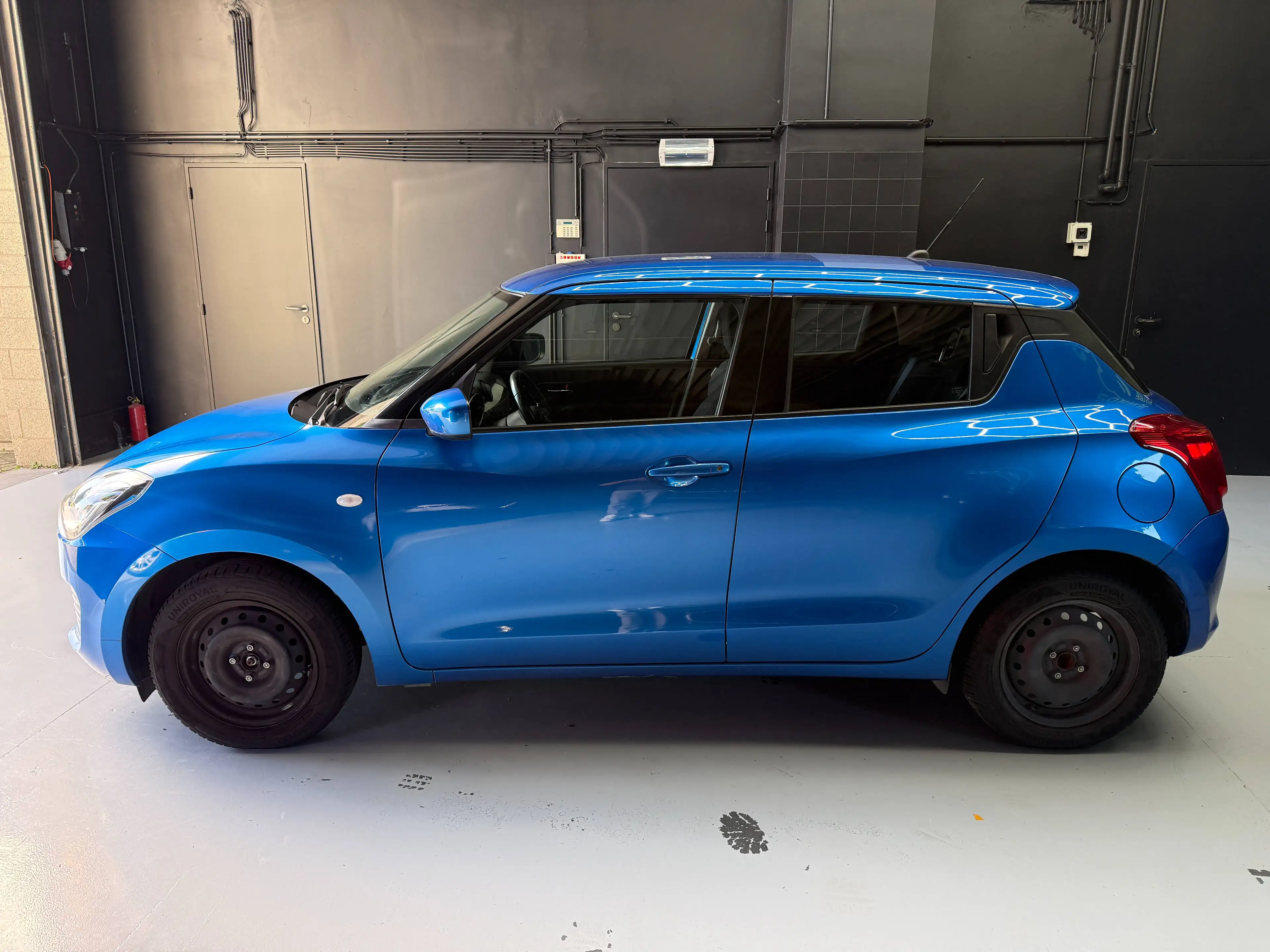 Suzuki Swift Swift 1.2i hybride garantie 12 mois — photo 4