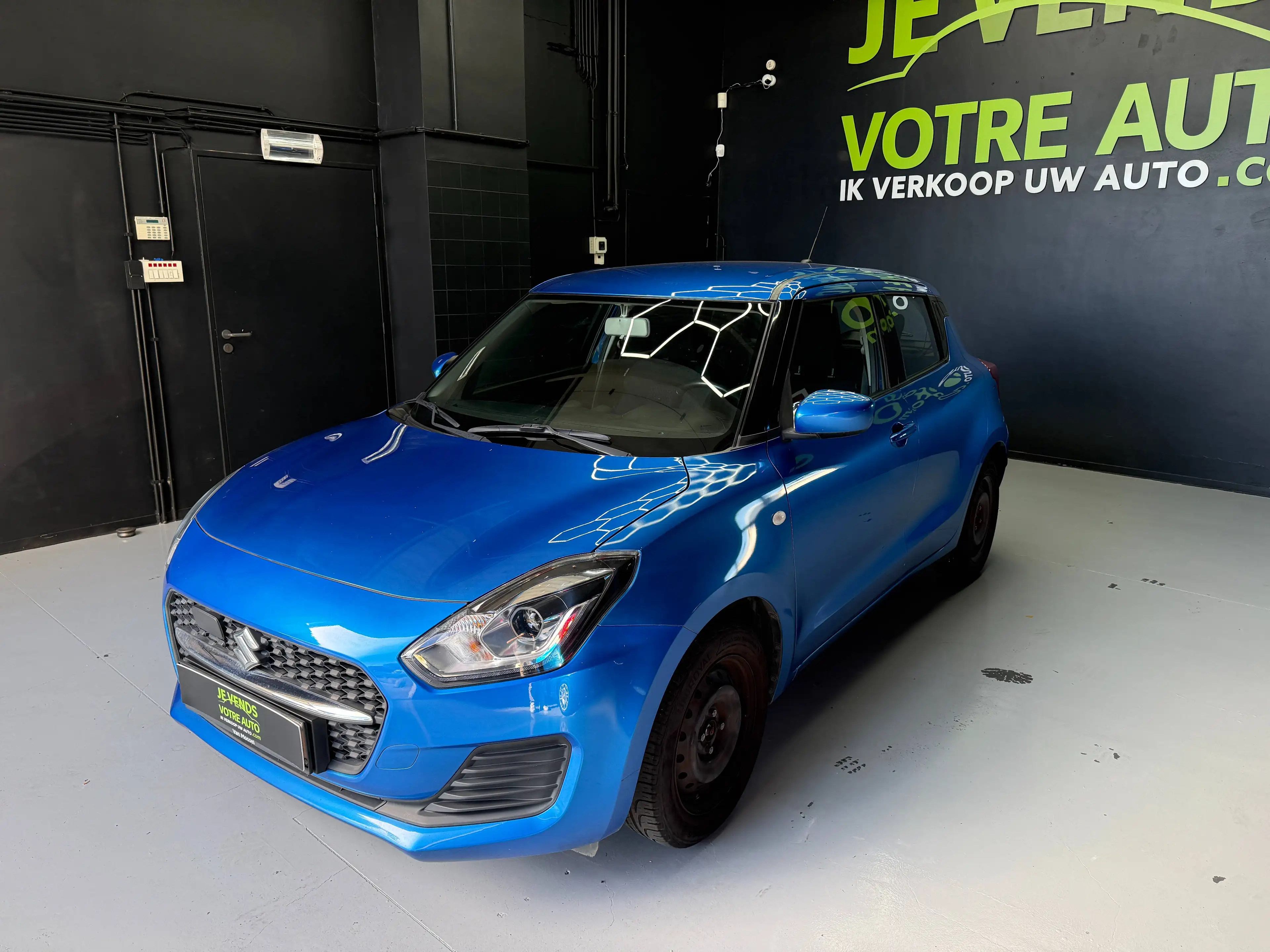 Suzuki Swift Swift 1.2i hybride garantie 12 mois — photo 3