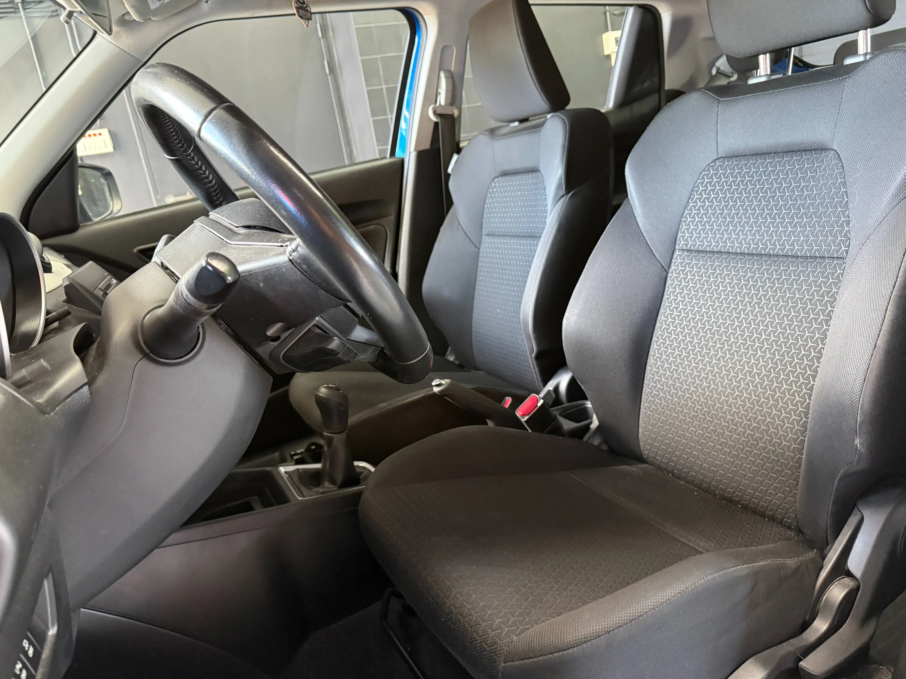 Suzuki Swift Swift 1.2i hybride garantie 12 mois — photo 11