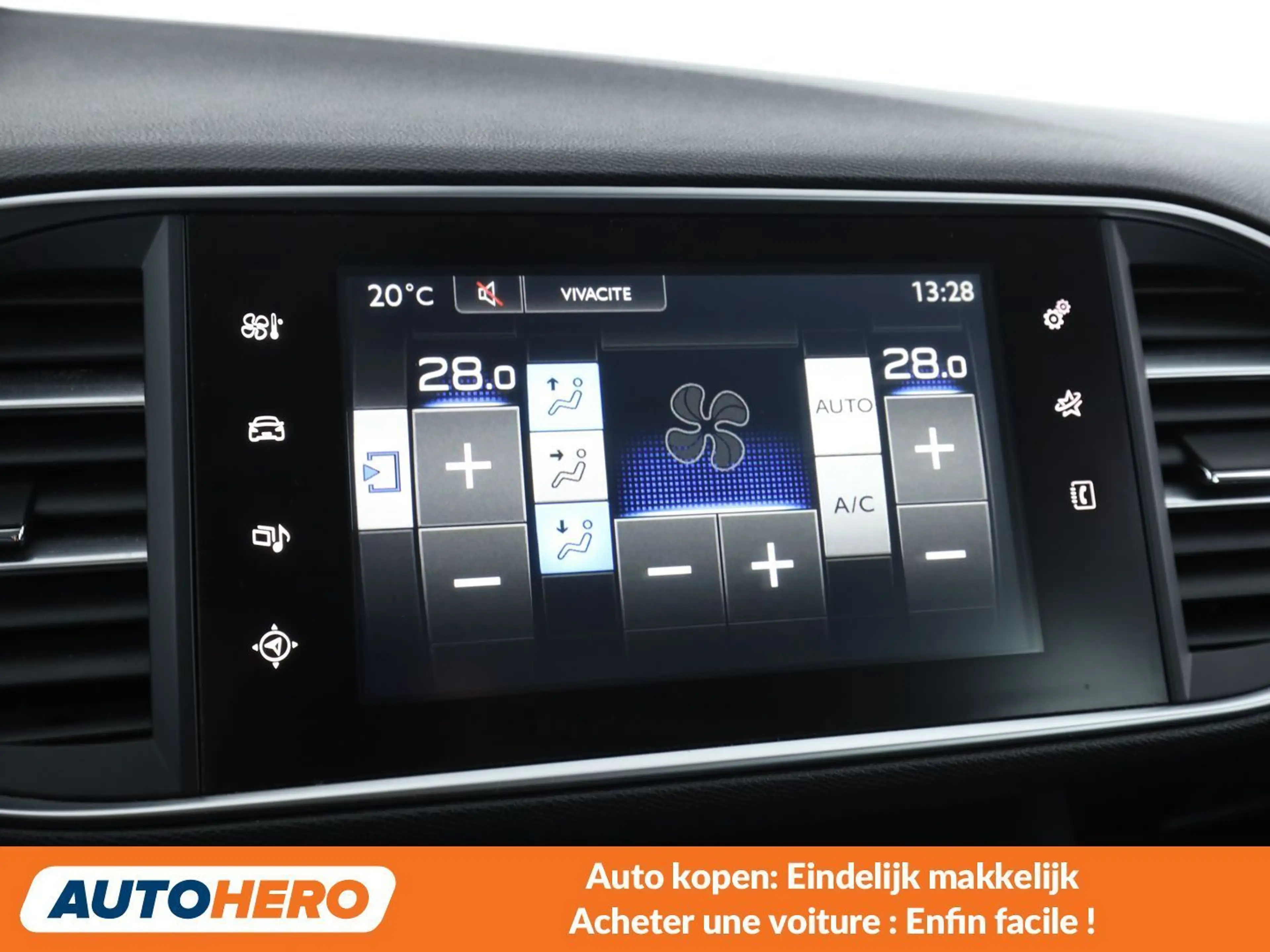 Peugeot 308 1.6 Blue-HDi Business — photo 11
