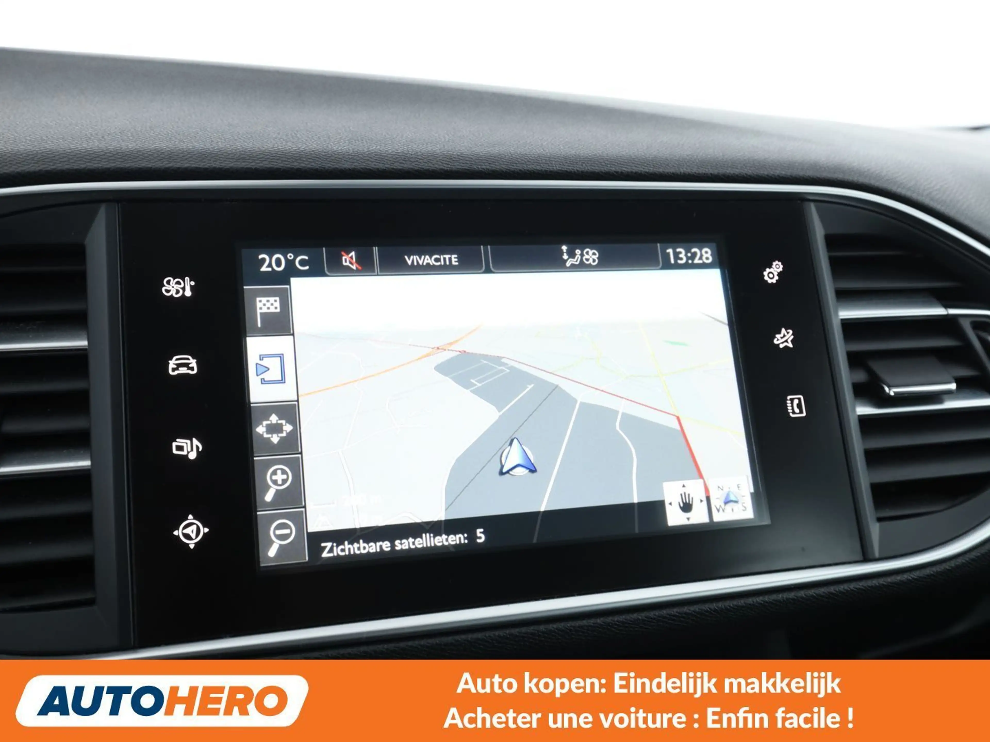 Peugeot 308 1.6 Blue-HDi Business — photo 8