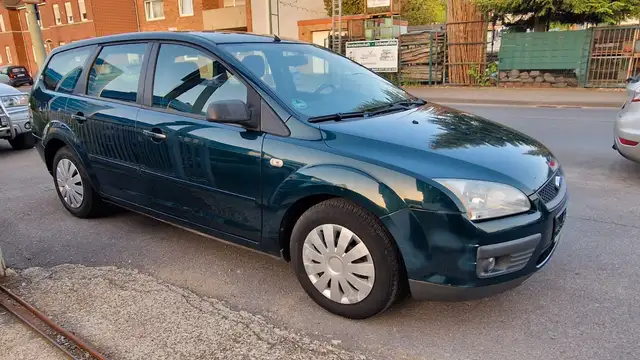 Ford Focus view 5