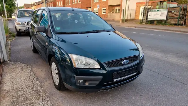 Ford Focus view 4