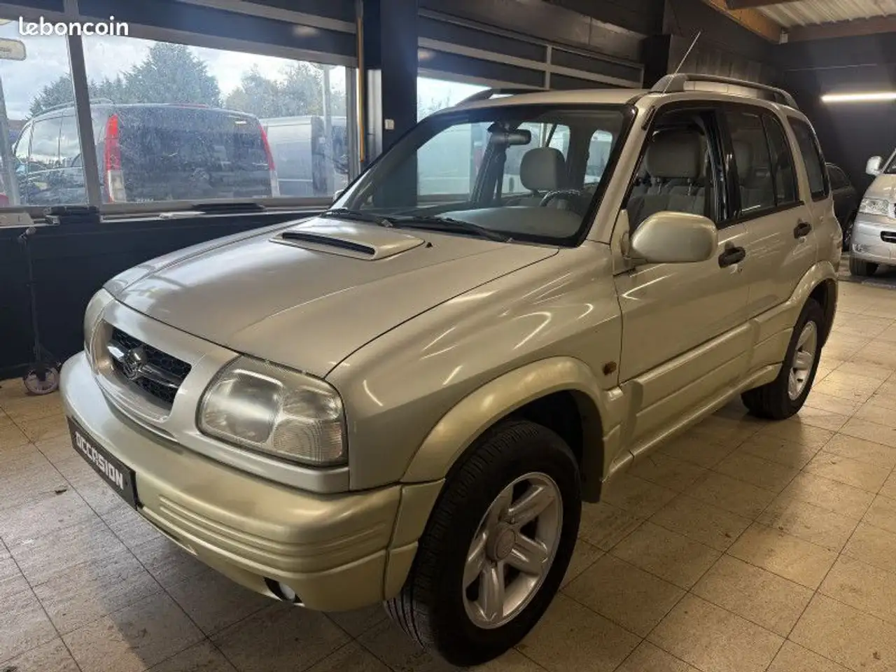 Suzuki Grand Vitara 2.0 TD LUXE 5P