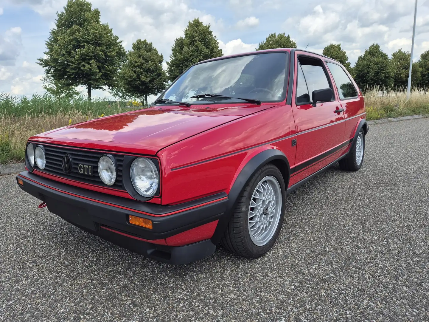Volkswagen Golf GTI GTI 1.8 112 hp - 2